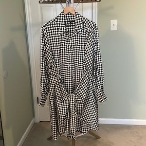 Banana Republic Factory Tie Front Shirt Dress